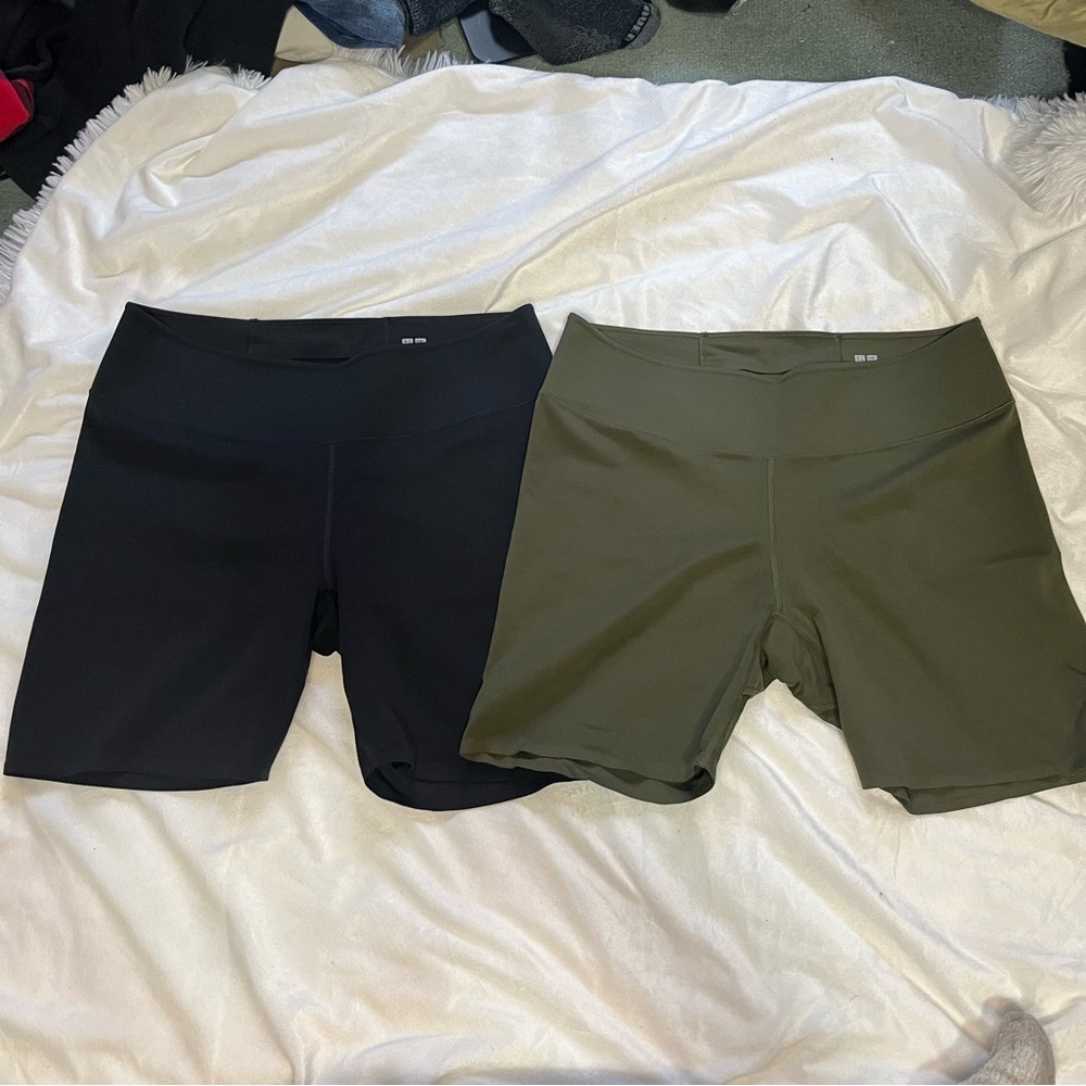 UNIQLO Black and Olive Green Bike Shorts Bundle Sz L